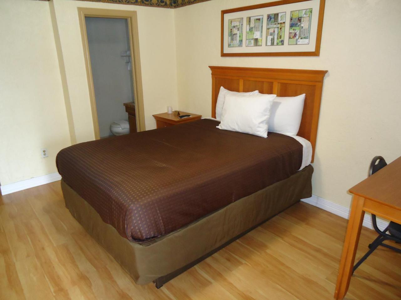 Budget Inn ลอว์ตัน ภายนอก รูปภาพ